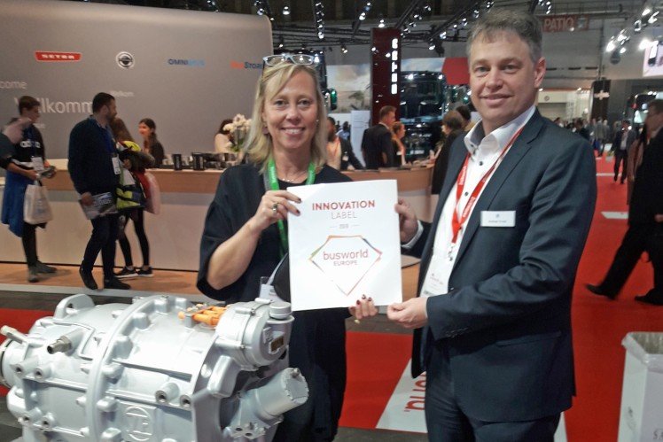 Prämiert: ZF gewinnt Innovationspreis für elektrischen Bus-Antrieb CeTrax
